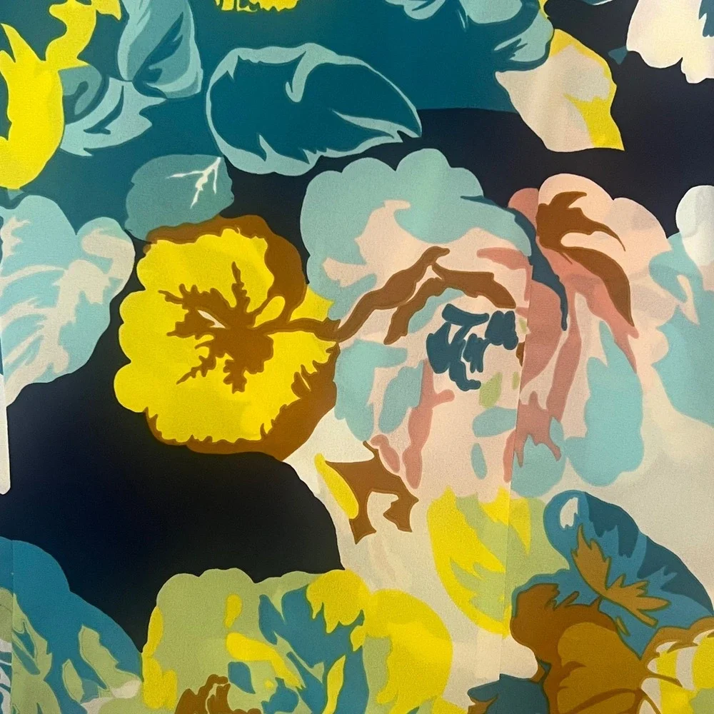 Cabi Sleeveless Blouse XL Blue Floral Faux Wrap Surplice Spring Blossom Career - Picture 10 of 13